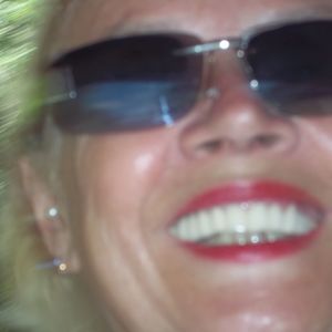 Meet your Posher, Linda